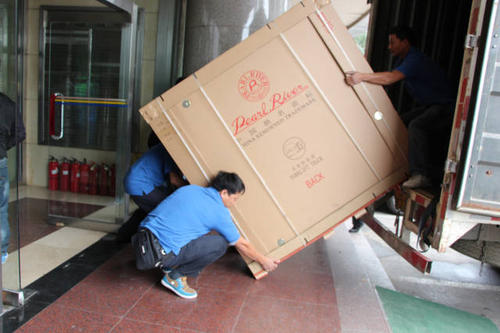 感城镇钢琴贵重工艺品无忧运